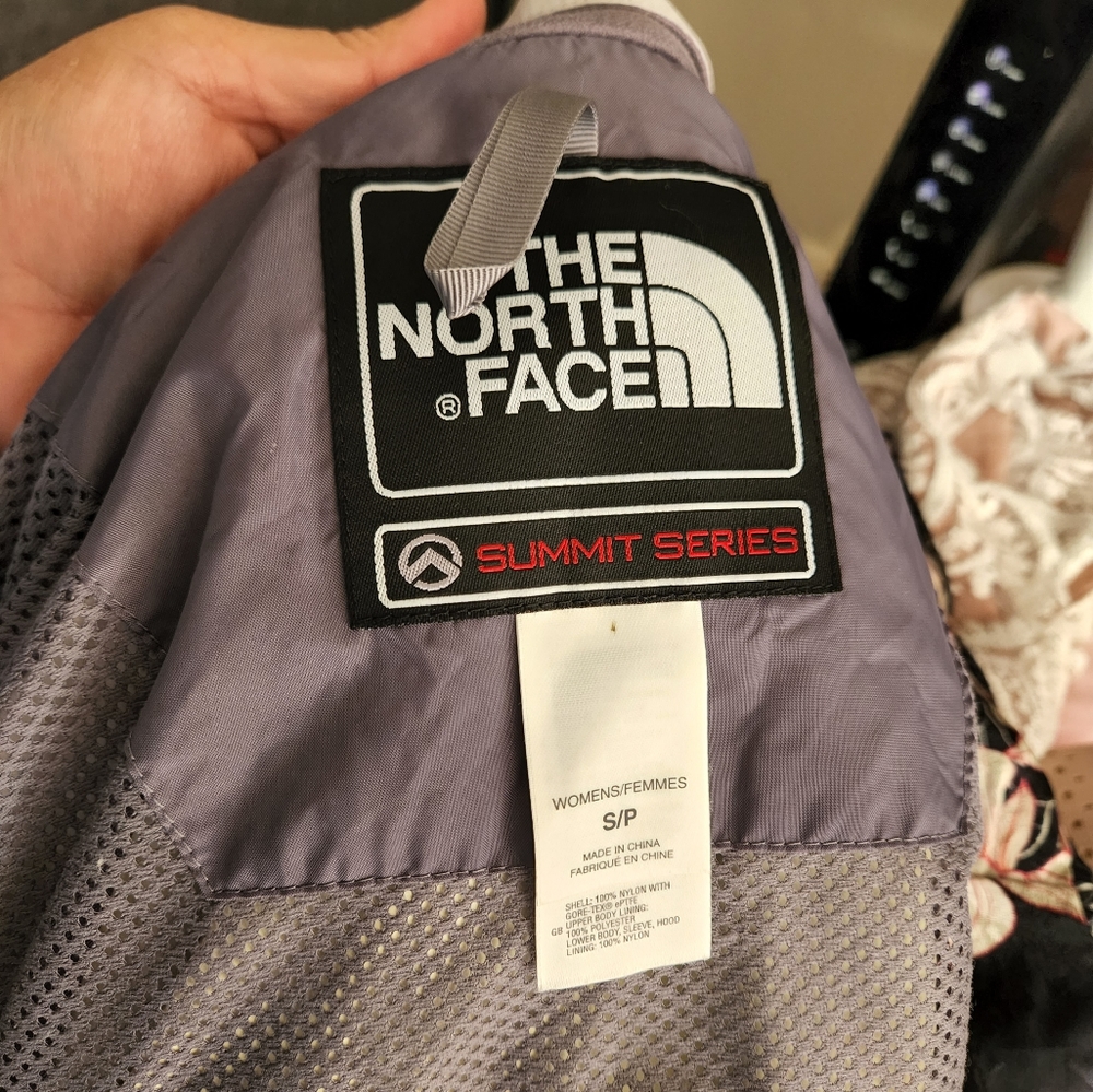 The north face jacket - Picture 6 of 6